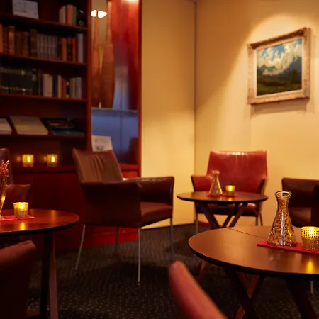 Adler Hotell 3*