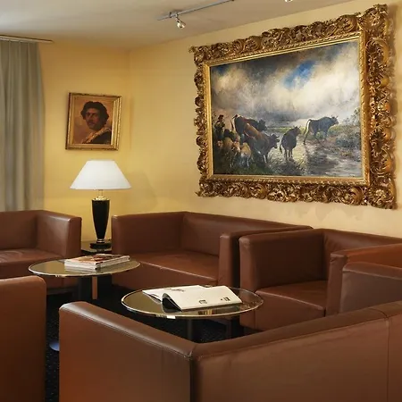 Adler Hotell 3*